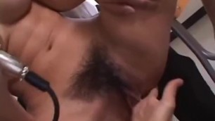 Amazing Japanese sex scenes with Misato Kunin