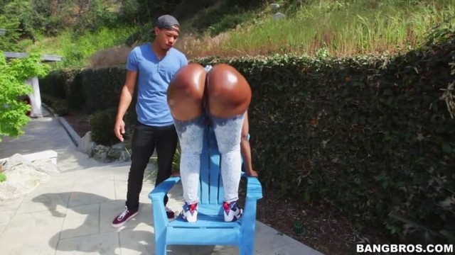 Victoria Cakes' Jumbo Assets /  - PornGO.com
