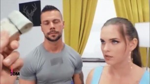 Curvy Taylee Wood Loves A Steamy Workout With Her Personal Trainer