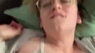 I fuck my Russian wife and take pictures on my phone