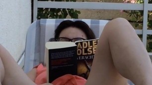 Gosia aus Kassel in Griechenland bei Freund auf der Terrasse