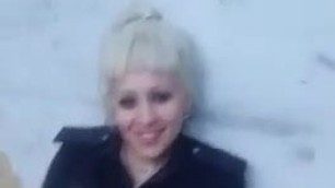 Albanie woman police yallow haire
