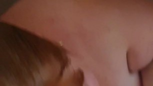 Big Louise boit la pisse de son maitre