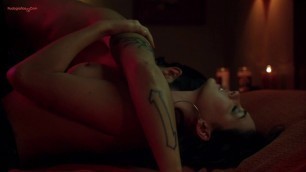 Anne Hathaway - ''Havoc''
