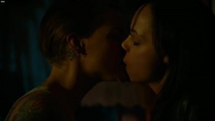 Ruby Rose,Christina Ricci - Around the Block (2013)