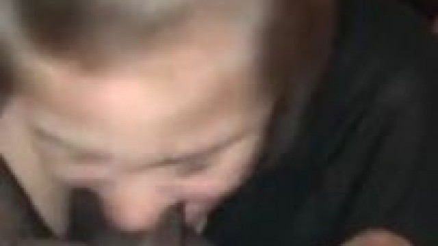 Trashy slut gives gumjob to black dick