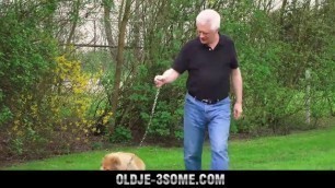 Grandpa Fucks Teenies Sweet Girls In Bedroom threesome with cum sharing