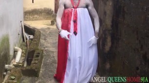 An African Santa Claus lost his way on the biggest carnival in Africa and was luckily found by this siblings who played with the