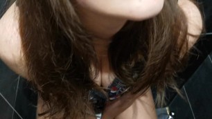 Сосу Член На Вечеринке У Друзей В Туалете С Окончанием В Рот Porn Videos
