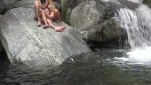 Giochiamo a chi schizza di più. Ha vinto lei! Porn Videos